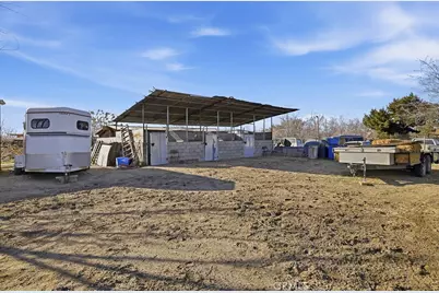 10231 E Avenue R2, Littlerock, CA 93543 - Photo 30