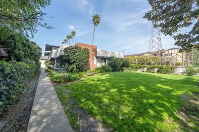 11001 Hortense Street, West Toluca Lake, CA 91602 - Photo 4