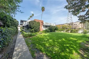 11001 Hortense St, West Toluca Lake, CA 91602 - Photo 4