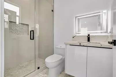 7445 Oakdale Avenue, Winnetka, CA 91306 - Photo 40