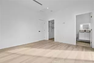 7445 Oakdale Ave, Winnetka, CA 91306 - Photo 32