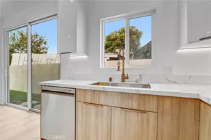 7445 Oakdale Ave, Winnetka, CA 91306 - Photo 34