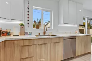 7445 Oakdale Ave, Winnetka, CA 91306 - Photo 6