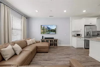 22838 Concord #80, Saugus, CA 91350 - Photo 6