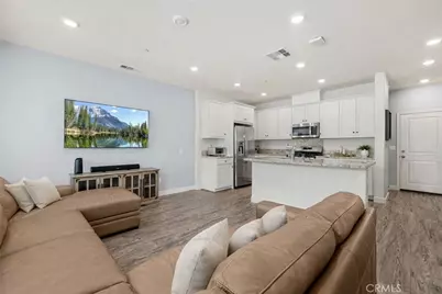 22838 Concord #80, Saugus, CA 91350 - Photo 4