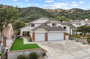 28732 Greenwood Pl, Castaic, CA 91384 - Photo 2
