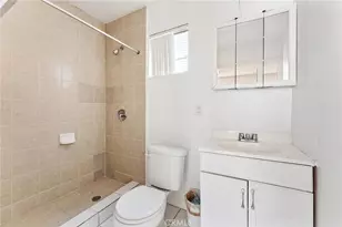 272 S Burlington Ave, Los Angeles, CA 90057 - Photo 24