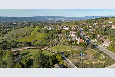 3627 Via Del Prado, Calabasas, CA 91302 - Photo 10