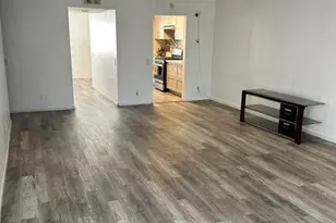 10215 Variel Ave, Chatsworth, CA 91311 - Photo 4