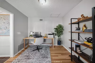 27939 Honeycomb, Saugus, CA 91350 - Photo 18