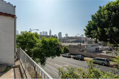 272 S Burlington Avenue, Los Angeles, CA 90057 - Photo 6