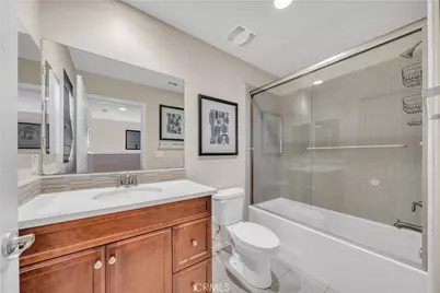 14102 W Chapparel Lane, Van Nuys, CA 91405 - Photo 22