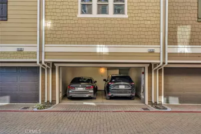 14102 W Chapparel Lane, Van Nuys, CA 91405 - Photo 26