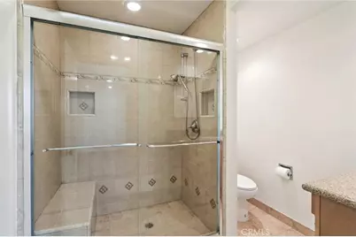 17800 Devonshire Street #6, Northridge, CA 91325 - Photo 18