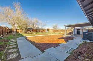 1129 Lightcap, Lancaster, CA 93535 - Photo 28