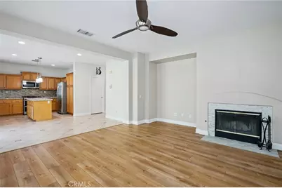 28643 Silverking, Saugus, CA 91390 - Photo 10