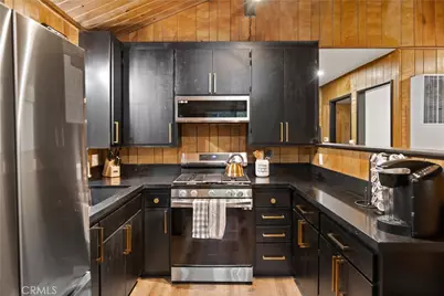 990 Nesthorn, Crestline, CA 92325 - Photo 14