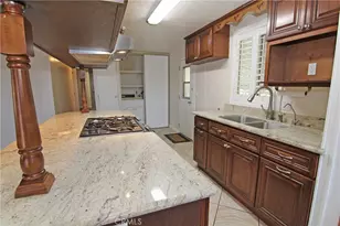 13120 Bradley Ave, Sylmar, CA 91342 - Photo 12