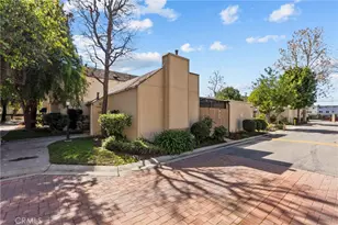 5640 Etiwanda Ave, Tarzana, CA 91356 - Photo 2