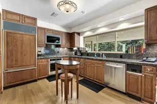 16700 Bosque Dr, Encino, CA 91436 - Photo 24