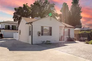 15944 Valerio St, Van Nuys, CA 91406 - Photo 2