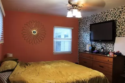 7535 Vanalden, Reseda, CA 91335 - Photo 14