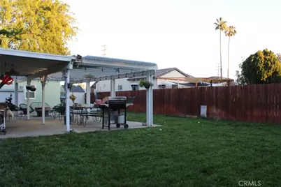 7535 Vanalden, Reseda, CA 91335 - Photo 26