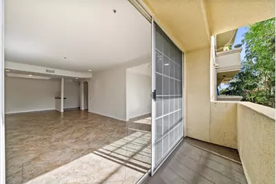 10824 Bloomfield #108, North Hollywood, CA 91602 - Photo 6