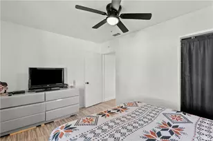 9908 Woodley Ave, North Hills, CA 91343 - Photo 16