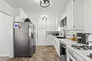 9908 Woodley Ave, North Hills, CA 91343 - Photo 8