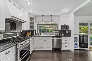 27061 Alabastro, Valencia, CA 91354 - Photo 2