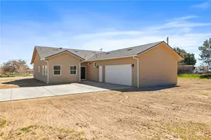 47363 W 93rd St, Lancaster, CA 93536 - Photo 2