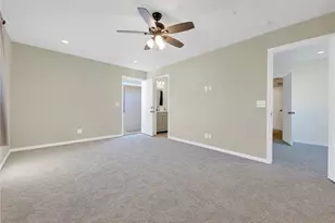 6215 Glide Ave, Woodland Hills, CA 91367 - Photo 4