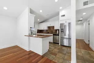17106 Mandarin Ct, Granada Hills, CA 91344 - Photo 4