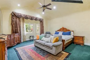 655 N Meyer St, San Fernando, CA 91340 - Photo 18