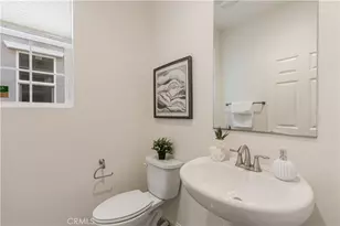 8561 N Walnut Way, West Hills, CA 91304 - Photo 10