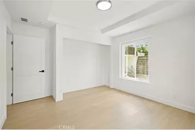 7010 Lennox Avenue, Van Nuys, CA 91405 - Photo 28