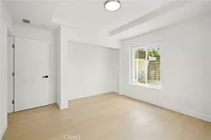 7010 Lennox Ave, Van Nuys, CA 91405 - Photo 28