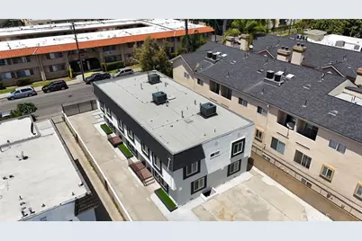 7010 Lennox Avenue, Van Nuys, CA 91405 - Photo 44