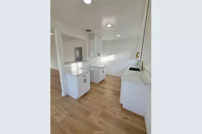 15320 Bledsoe, Sylmar, CA 91342 - Photo 10