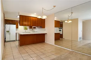 26807 Cir of the Oaks, Newhall, CA 91321 - Photo 8