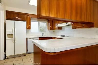 26807 Circle Of The Oaks, Newhall, CA 91321 - Photo 12