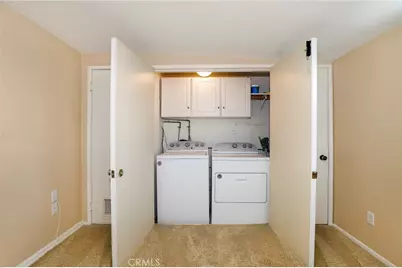 26807 Circle Of The Oaks, Newhall, CA 91321 - Photo 16