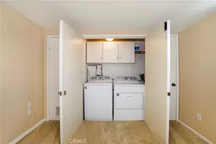 26807 Cir of the Oaks, Newhall, CA 91321 - Photo 16