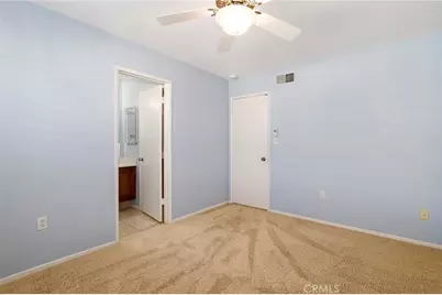 26807 Circle Of The Oaks, Newhall, CA 91321 - Photo 6