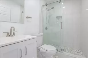 18347 Saticoy St, Reseda, CA 91335 - Photo 12