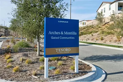 24408 Calle La Roca, Valencia, CA 91354 - Photo 46