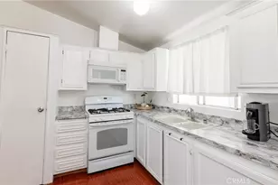 29021 Bouquet Canyon, Saugus, CA 91390 - Photo 18