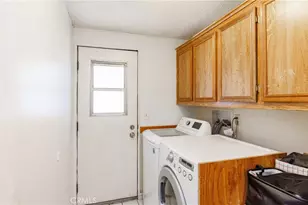 29021 Bouquet Canyon, Saugus, CA 91390 - Photo 32