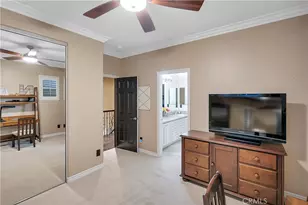 29345 Hacienda Ranch Ct, Valencia, CA 91354 - Photo 38